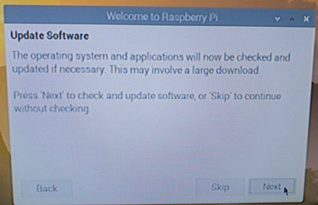 Raspbian Software Update sollte unbedingt durchgeführt werden